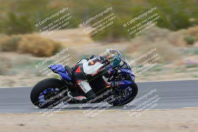 media/Jan-14-2023-SoCal Trackdays (Sat) [[497694156f]]/Turn 9 Set 2 (1130am)/